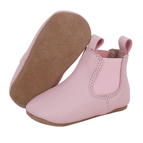 Why are Flexible Soled Baby Shoes Best for Growing Feet?